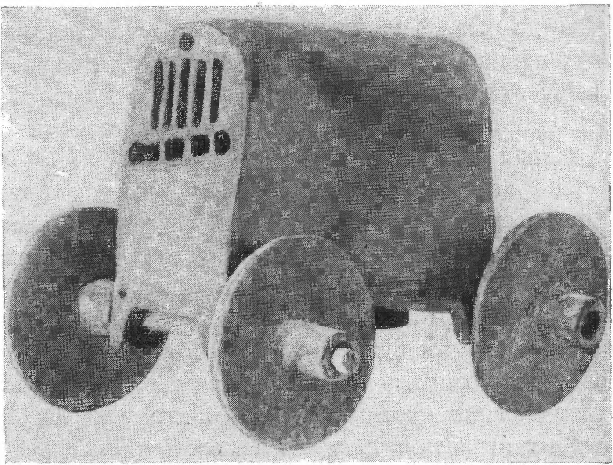 29. Терракотовая модель повозки из Пантикапея 29. Терракотовая модель повозки из Пантикапея