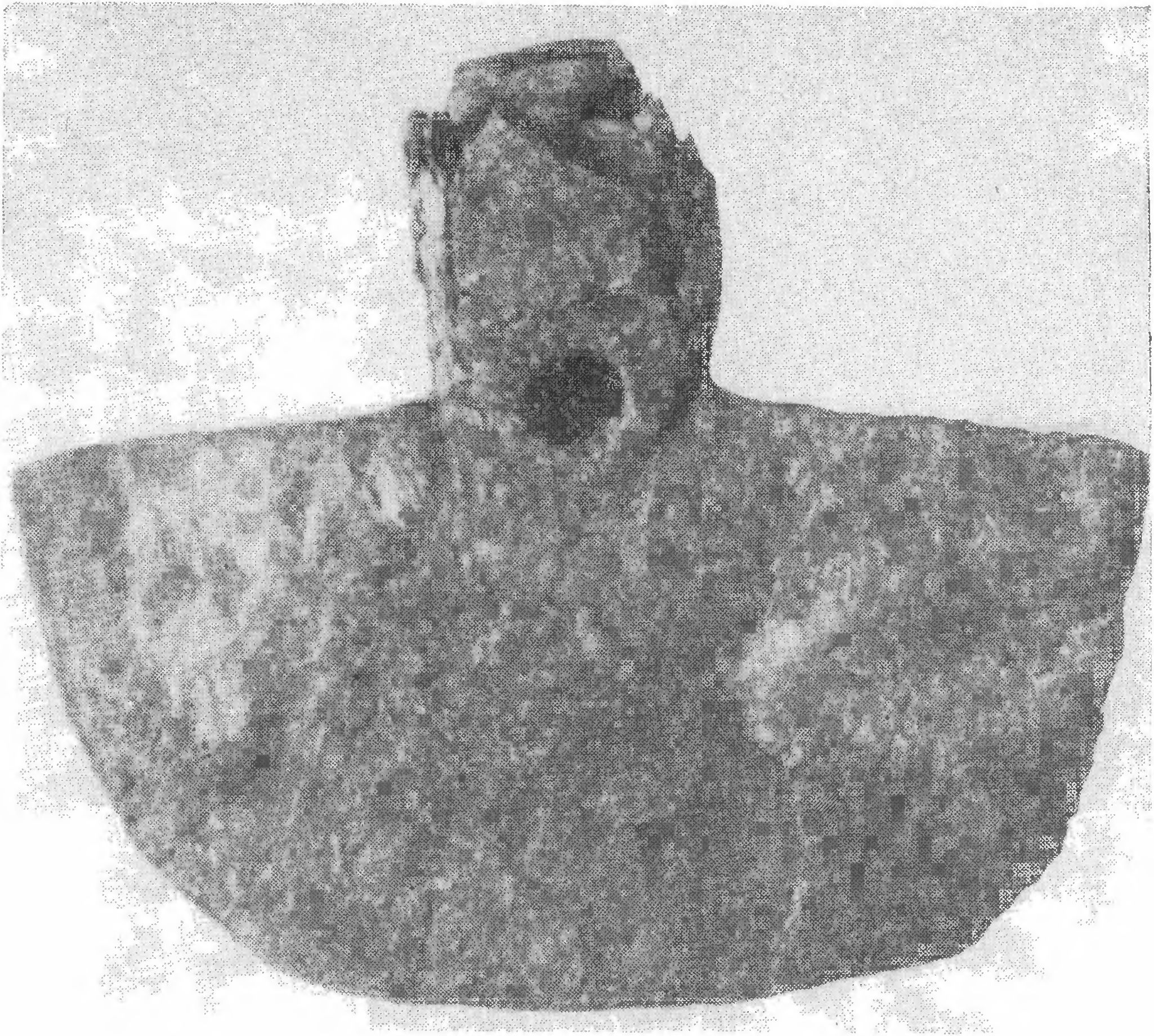 7. Мотыка из поселения на Керченском полуострове (Ново-Отрадное, раскопки 1953 г.) 7. Мотыка из поселения на Керченском полуострове (Ново-Отрадное, раскопки 1953 г.)