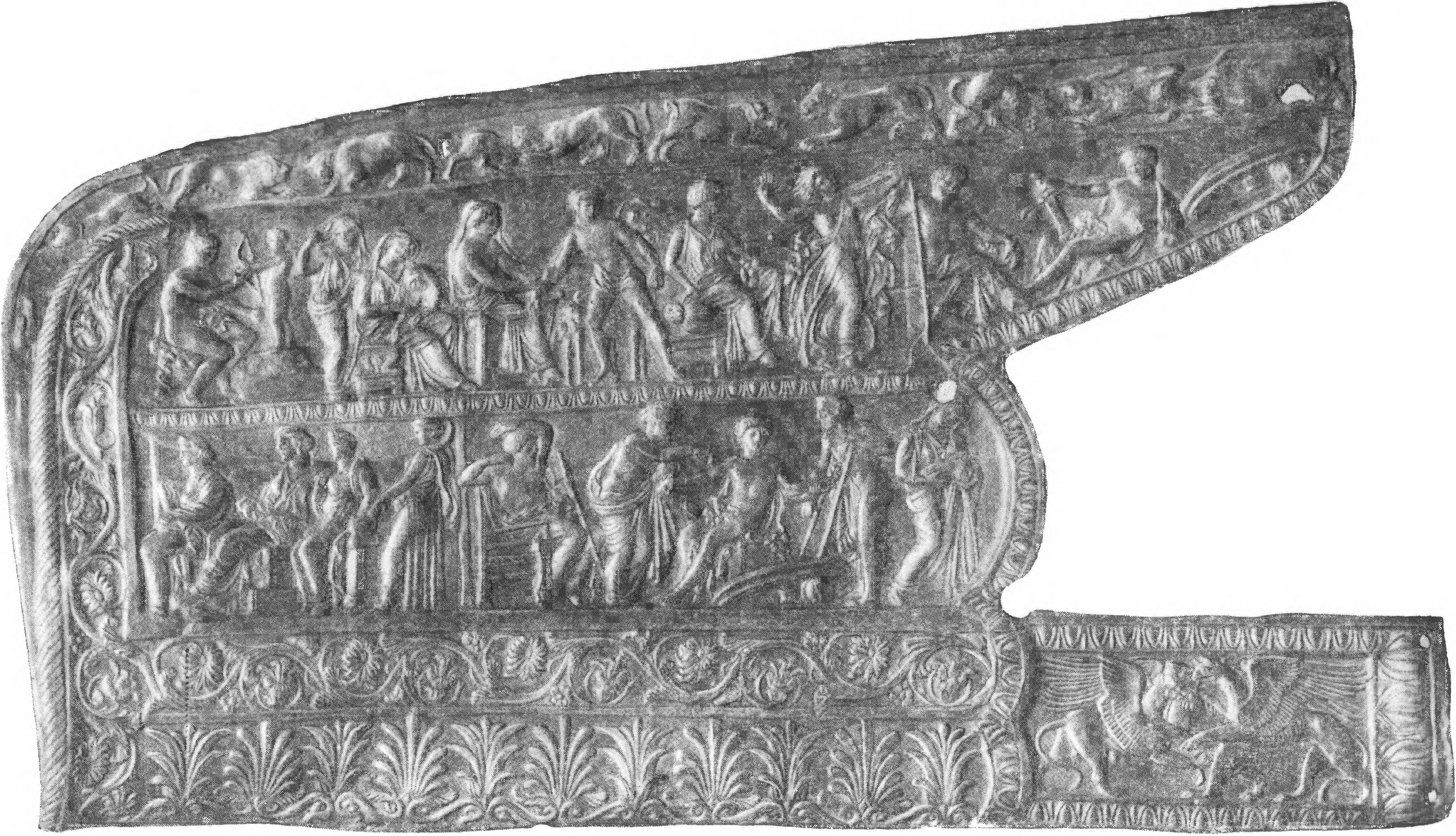 81. Золотая обивка горита из Мелитопольского кургана (раскопки 1954 г.) 81. Золотая обивка горита из Мелитопольского кургана (раскопки 1954 г.)