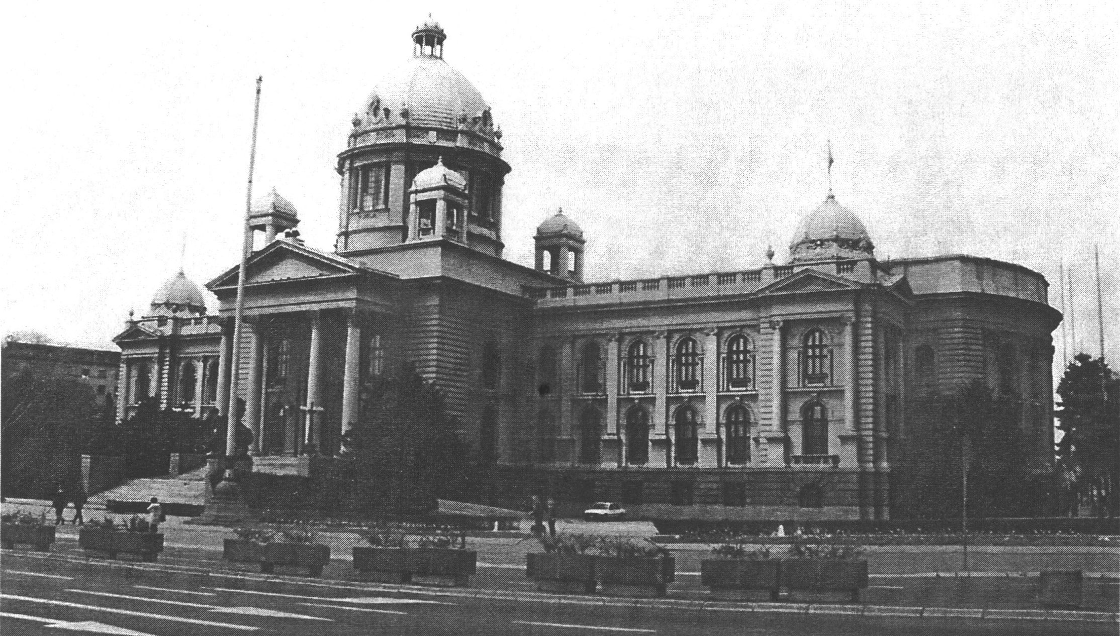 Здание парламента (Народная скупщина). Архитекторы Й. и П. Илкичи. Интерьеры — Н.П. Краснов. The building of the Parliament (People's skupshchina). Architects Y. and P. Ilkich. Interiors by N. P Krasnov Здание парламента (Народная скупщина). Архитекторы Й. и П. Илкичи. Интерьеры — Н.П. Краснов. The building of the Parliament (People's skupshchina). Architects Y. and P. Ilkich. Interiors by N. P Krasnov