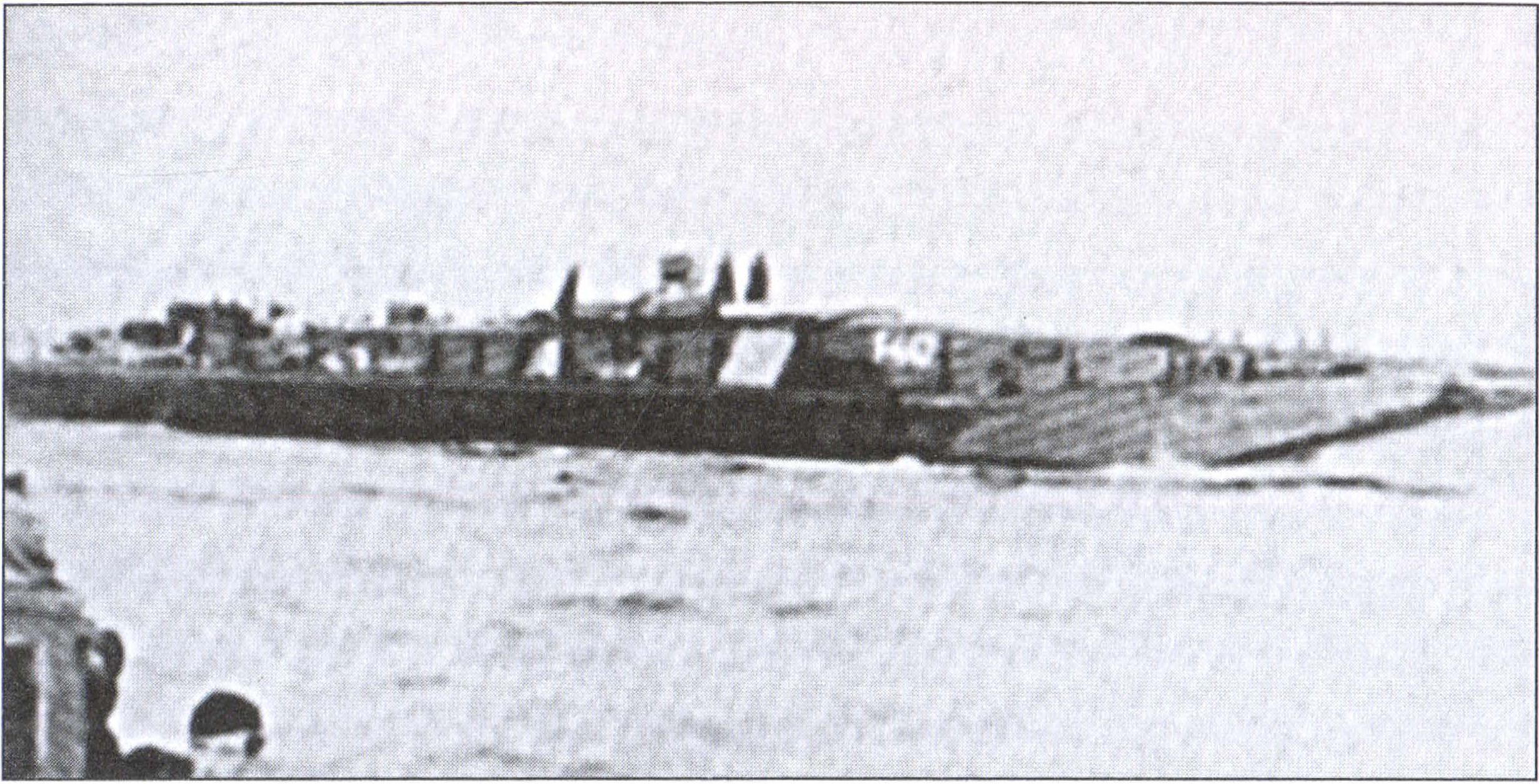 Раумбот. Изначально созданные как малые тральщики, раумботы использовались также как боевые корабли. Обладали отличной мореходностью. Внесли большой вклад в удушение Эльтигенского плацдарма блокадой, участвовали во множестве боев в проливе Раумбот. Изначально созданные как малые тральщики, раумботы использовались также как боевые корабли. Обладали отличной мореходностью. Внесли большой вклад в удушение Эльтигенского плацдарма блокадой, участвовали во множестве боев в проливе