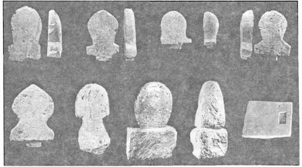 Антропоморфные надгробия и подставка под такое надгробие из Херсонеса Антропоморфные надгробия и подставка под такое надгробие из Херсонеса