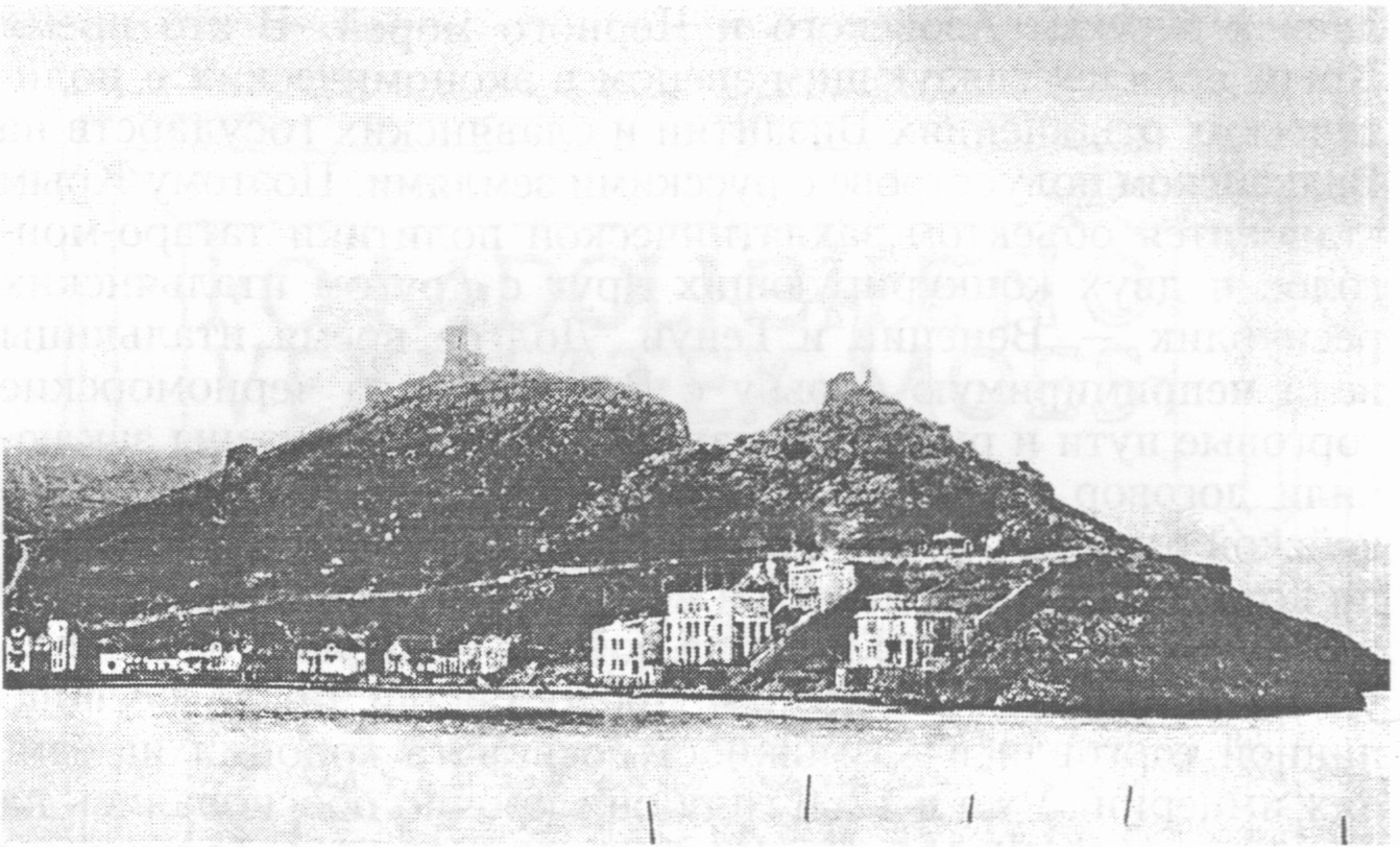 Вид с Западного берега на Чембало и Утес. Нач. XX в Вид с Западного берега на Чембало и Утес. Нач. XX в