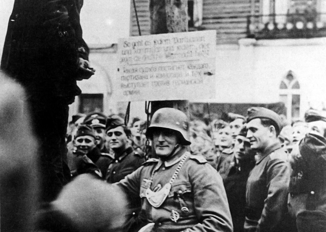 «Новый порядок» утверждался с помощью виселиц «Новый порядок» утверждался с помощью виселиц