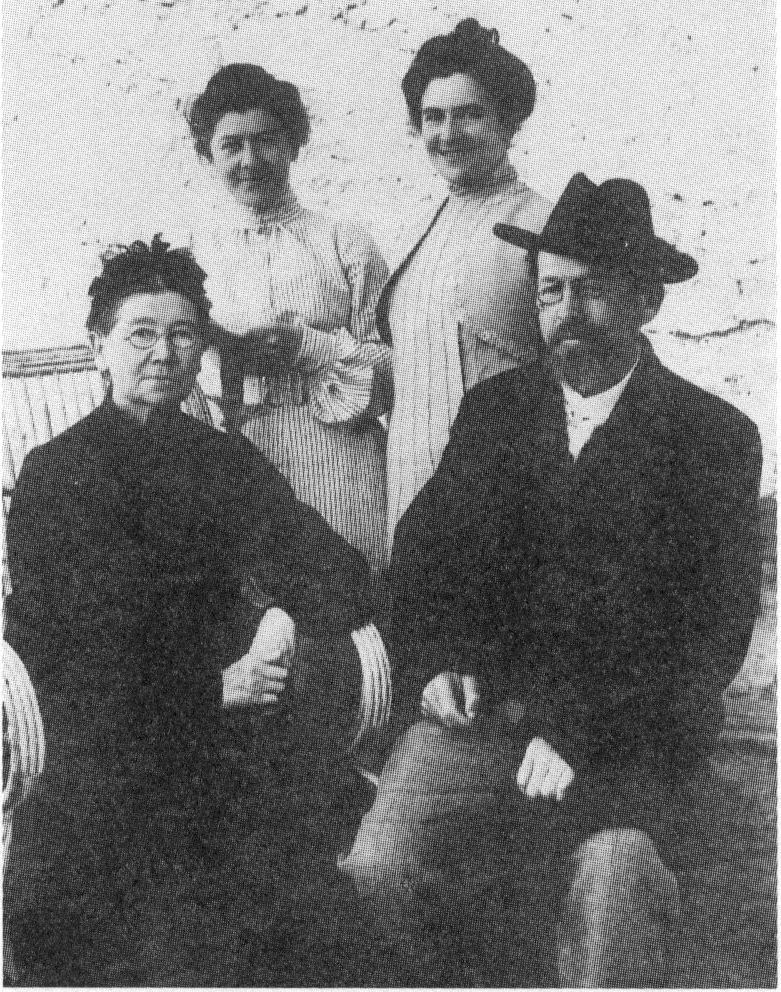А.П. Чехов, Е.Я. Чехова, М.П. Чехова, О.Л. Книппер-Чехова А.П. Чехов, Е.Я. Чехова, М.П. Чехова, О.Л. Книппер-Чехова