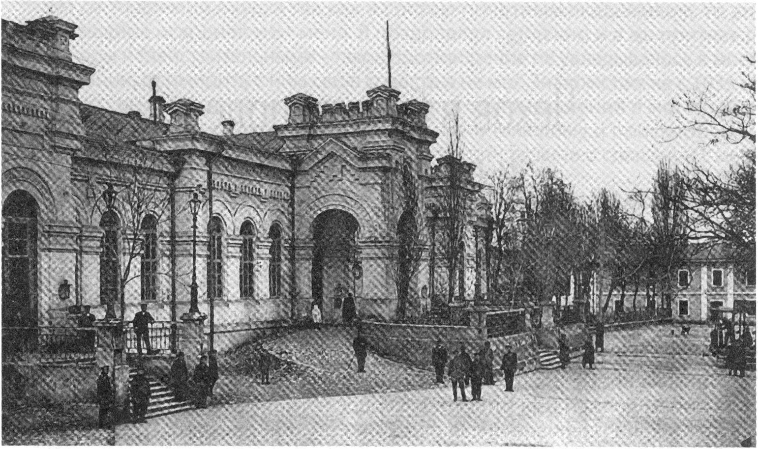 Севастополь. Железнодорожный вокзал Севастополь. Железнодорожный вокзал