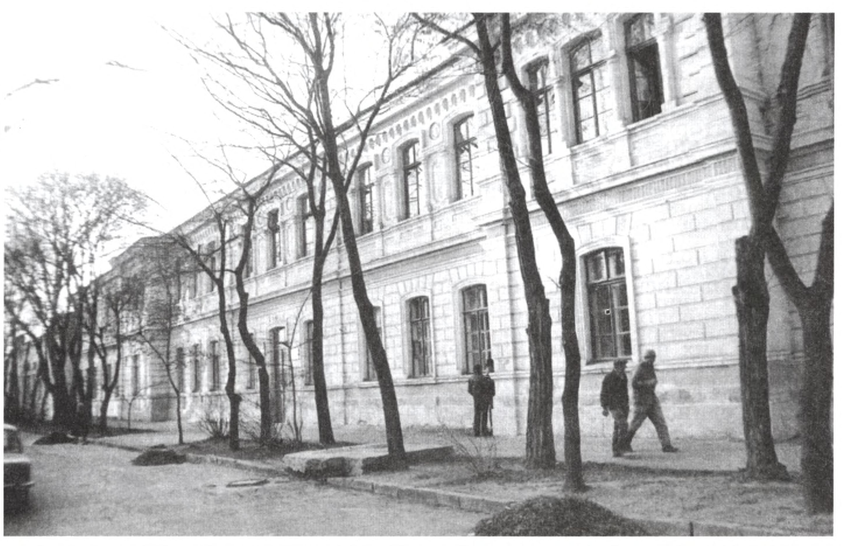 Главный корпус мужской гимназии. 1896—1897 гг. Архитектор А.Л. Генрих