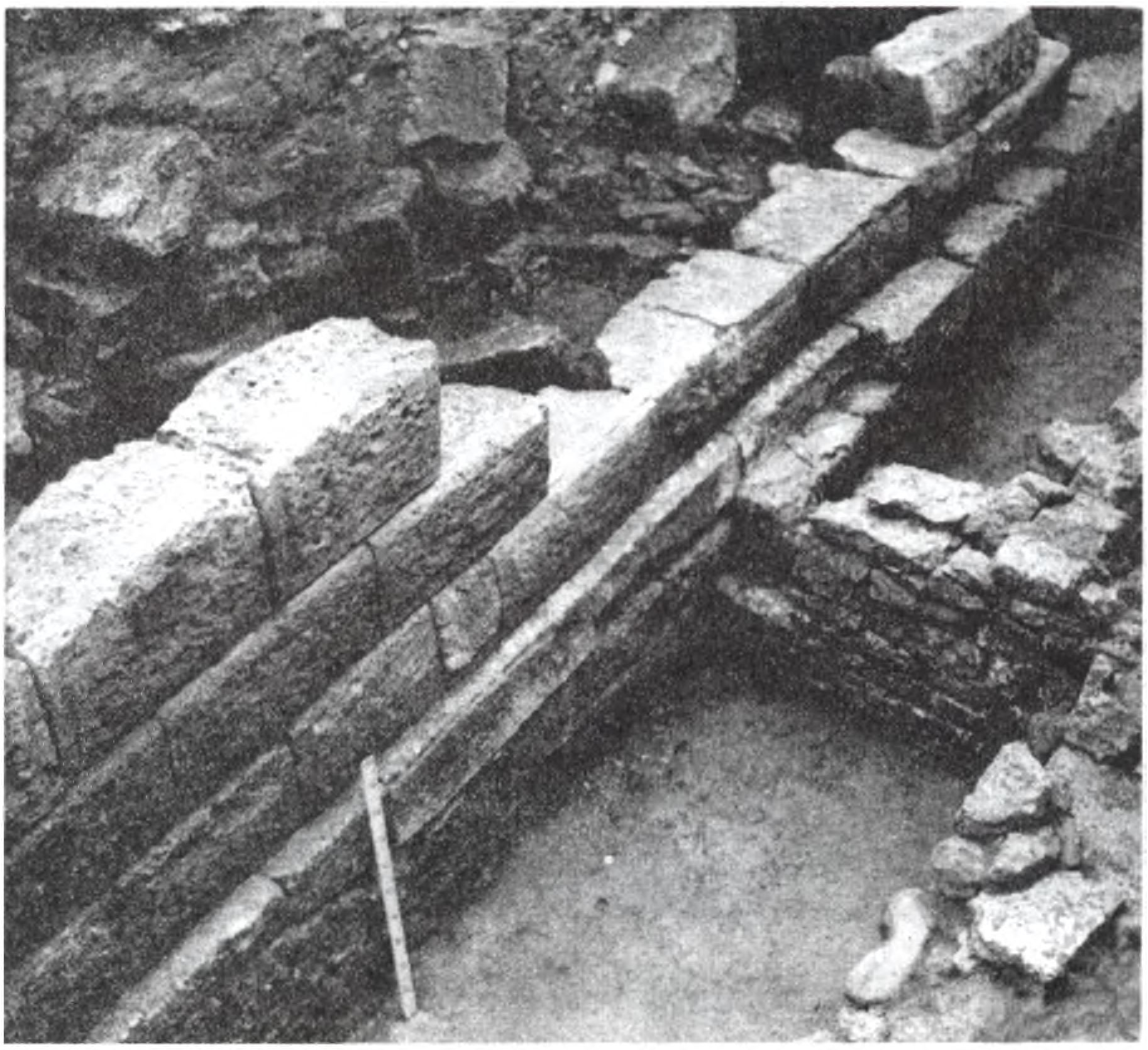 Поперечная крепостная стена 60-х гг.III в. до н. э.