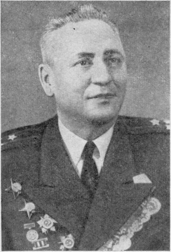 С.М. Марменштейн (послевоенная фотография) С.М. Марменштейн (послевоенная фотография)