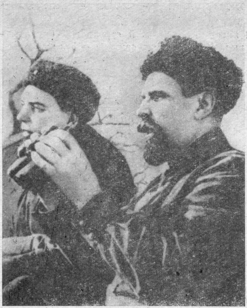 П.Ф. Горнищенко (справа) и П.И. Силантьев П.Ф. Горнищенко (справа) и П.И. Силантьев