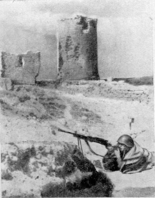 Передний край около Генуэзской башни Передний край около Генуэзской башни