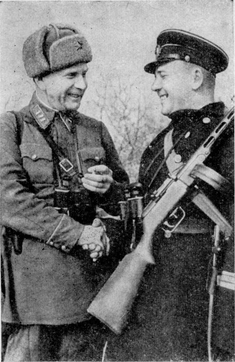 И.М. Рупасов (слева) и М.Ф. Харченко