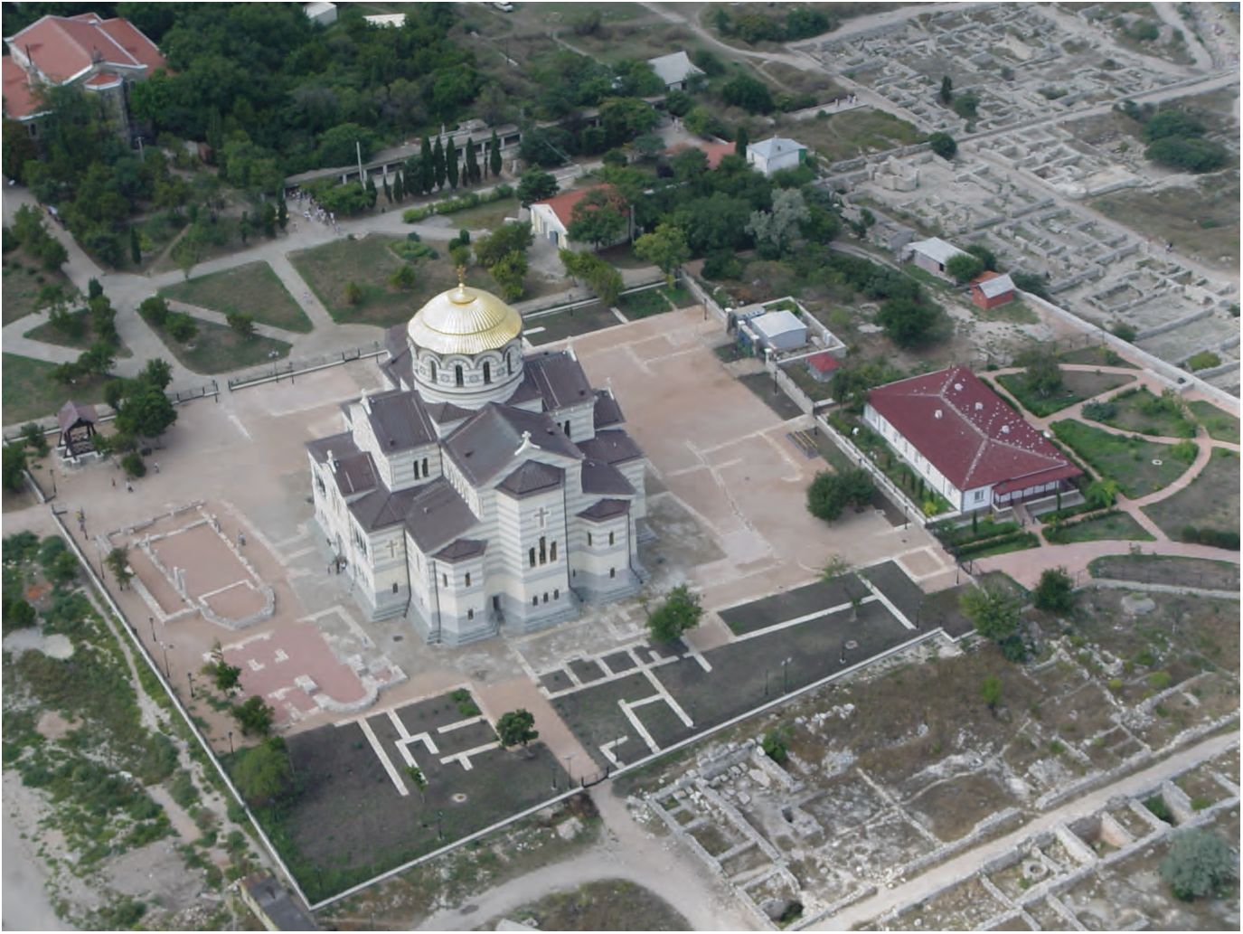 7. Центральная площадь Херсонеса, собор Святого Владимира 7. Центральная площадь Херсонеса, собор Святого Владимира