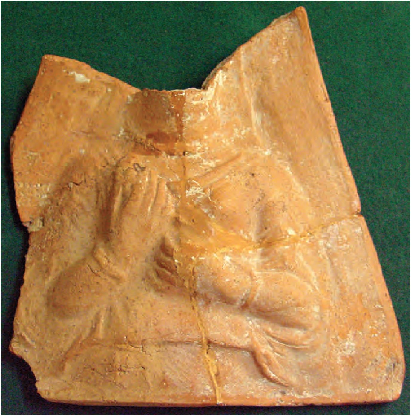 50. Протома Деметры, терракота, эллинистический период 50. Протома Деметры, терракота, эллинистический период