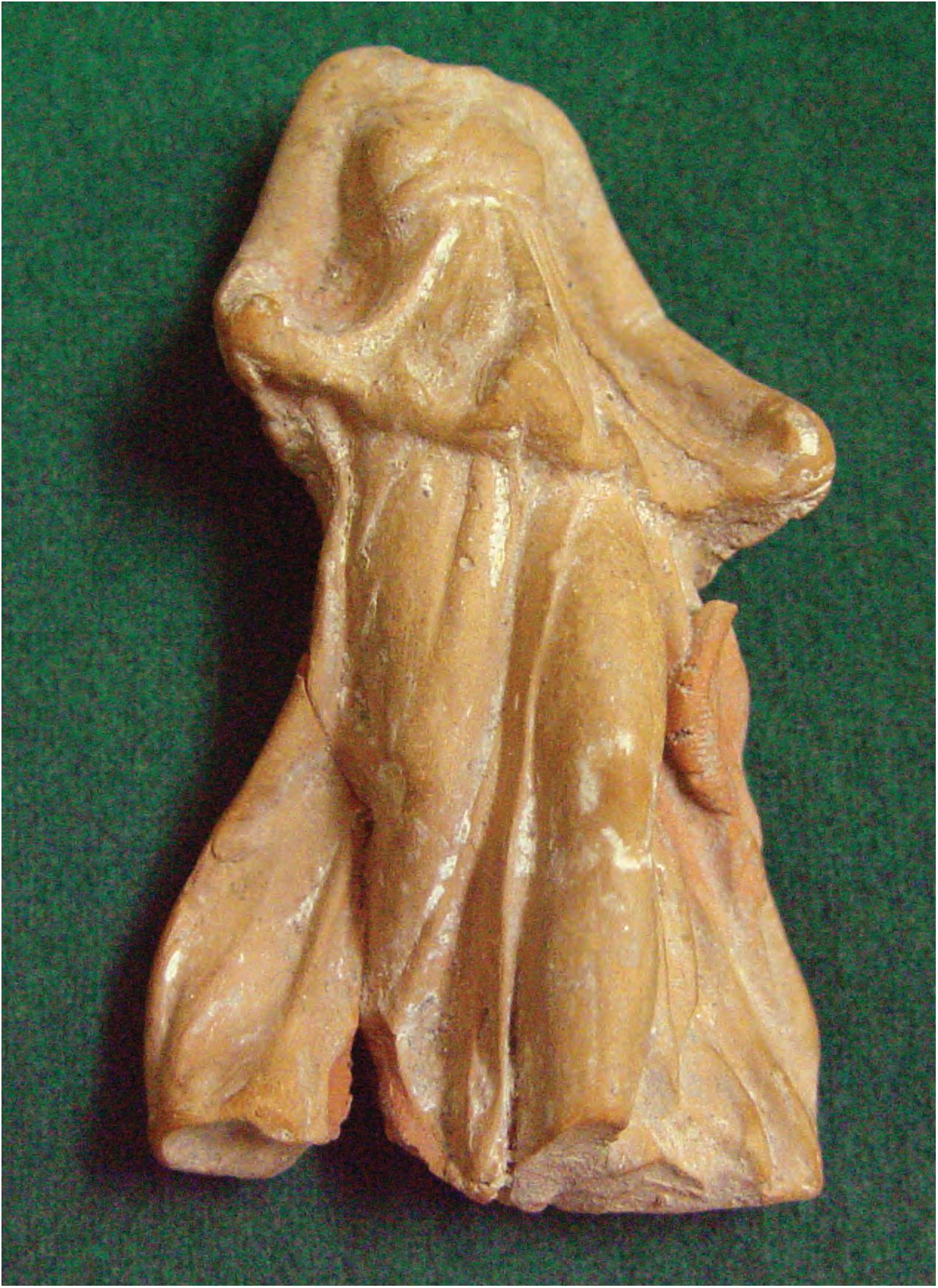 54. Фигурка Ники, терракота, рубеж IV—III в. до н. э.