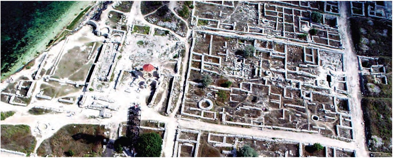 8. Уваровская базилика и прилегающие к ней кварталы, вид с запада 8. Уваровская базилика и прилегающие к ней кварталы, вид с запада