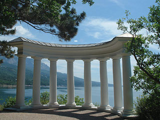 Парк санатория «Мелас» Парк санатория «Мелас»