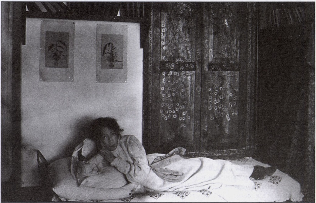 М. Сабашникова в доме поэта. Коктебель. Лето 1907 г. Фото Максимилиана Волошина