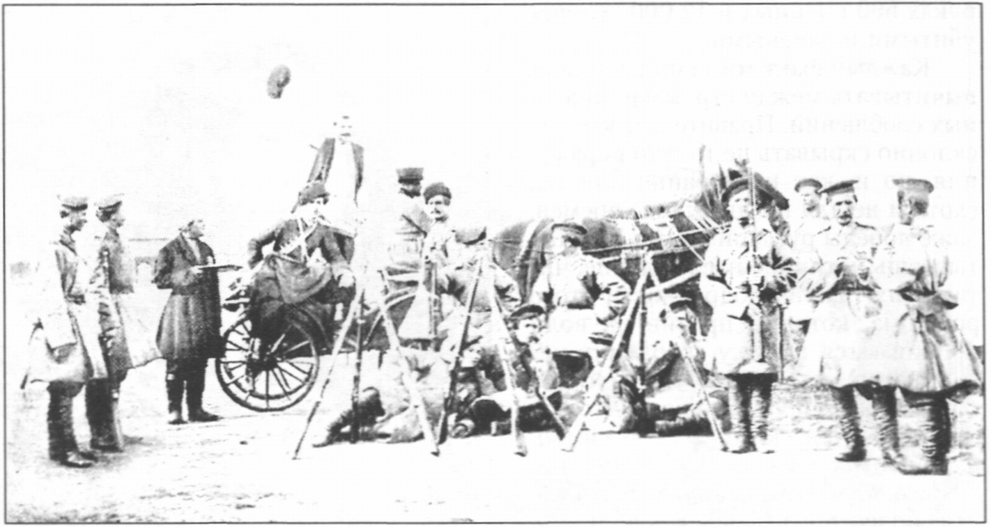 «В дорогу ко врагу!» Офицеры Первого Стрелкового полка Императорской фамилии провожают батальоны, уходящие из Царской Славянки на фронт Крымской войны. Фото неизв. автора, 1855 г. Государственный Исторический музей (Москва) «В дорогу ко врагу!» Офицеры Первого Стрелкового полка Императорской фамилии провожают батальоны, уходящие из Царской Славянки на фронт Крымской войны. Фото неизв. автора, 1855 г. Государственный Исторический музей (Москва)