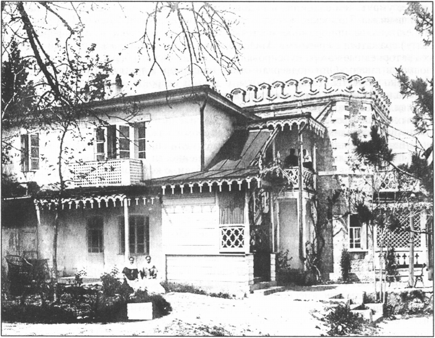 Дом, принадлежавший Общине сестер милосердия «Всех скорбящих радости» Российского Общества Красного Креста. С 1909 г. председателем общины была М.В. Барятинская. Фото нач. XX в. из фондов Ялтинского объединенного историко-литературного музея. Публикуется впервые Дом, принадлежавший Общине сестер милосердия «Всех скорбящих радости» Российского Общества Красного Креста. С 1909 г. председателем общины была М.В. Барятинская. Фото нач. XX в. из фондов Ялтинского объединенного историко-литературного музея. Публикуется впервые