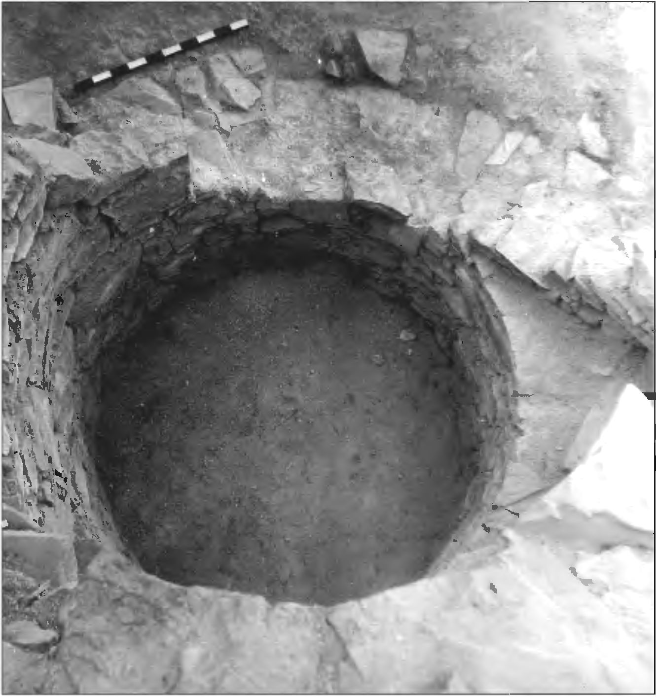 Рис. 150. Угловая башня № 2. Вид сверху Рис. 150. Угловая башня № 2. Вид сверху