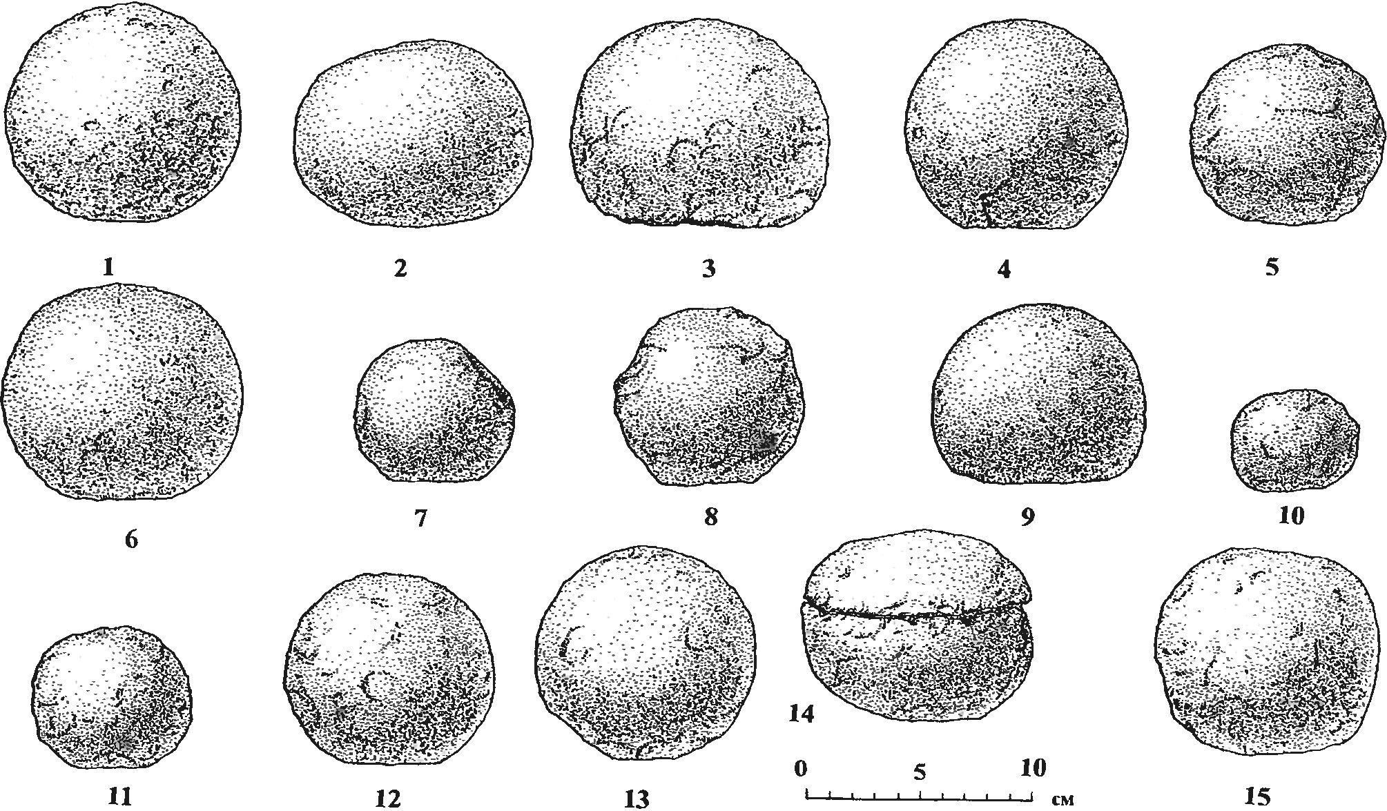 Рис. 195. Каменные ядра от баллист из слоя пожара 1475 г. башни Орта-Куле Рис. 195. Каменные ядра от баллист из слоя пожара 1475 г. башни Орта-Куле