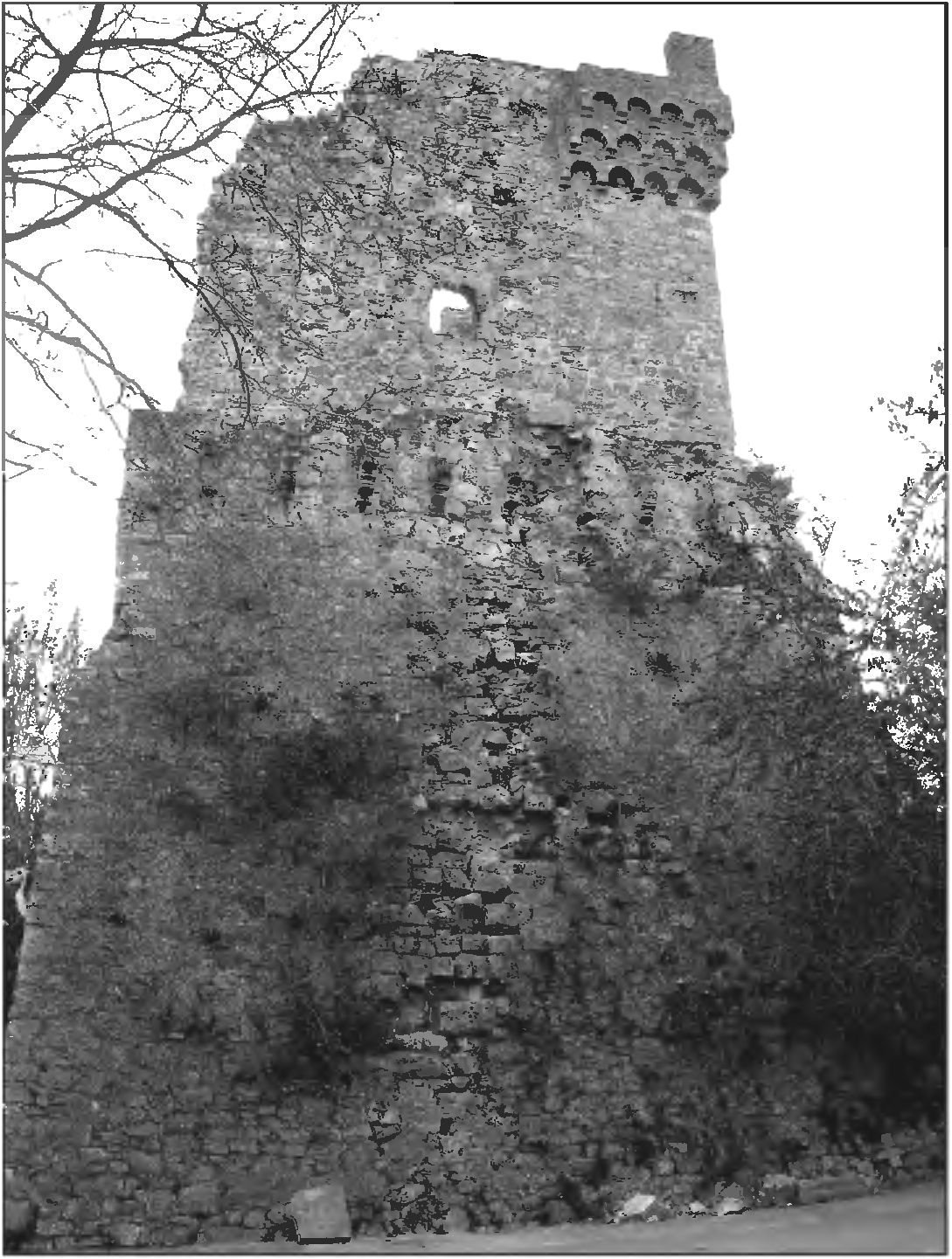 Рис. 309. Башня ce. Константина. Вид с востока Рис. 309. Башня ce. Константина. Вид с востока