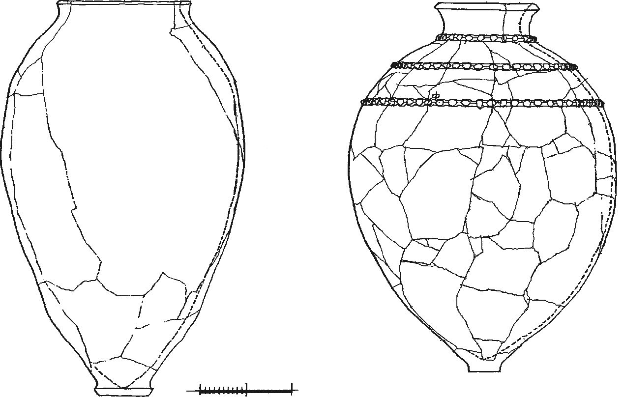 Рис. 340. Пифосы из слоя пожара 1475 г. в помещении XXXII замка у селения Фуна Рис. 340. Пифосы из слоя пожара 1475 г. в помещении XXXII замка у селения Фуна