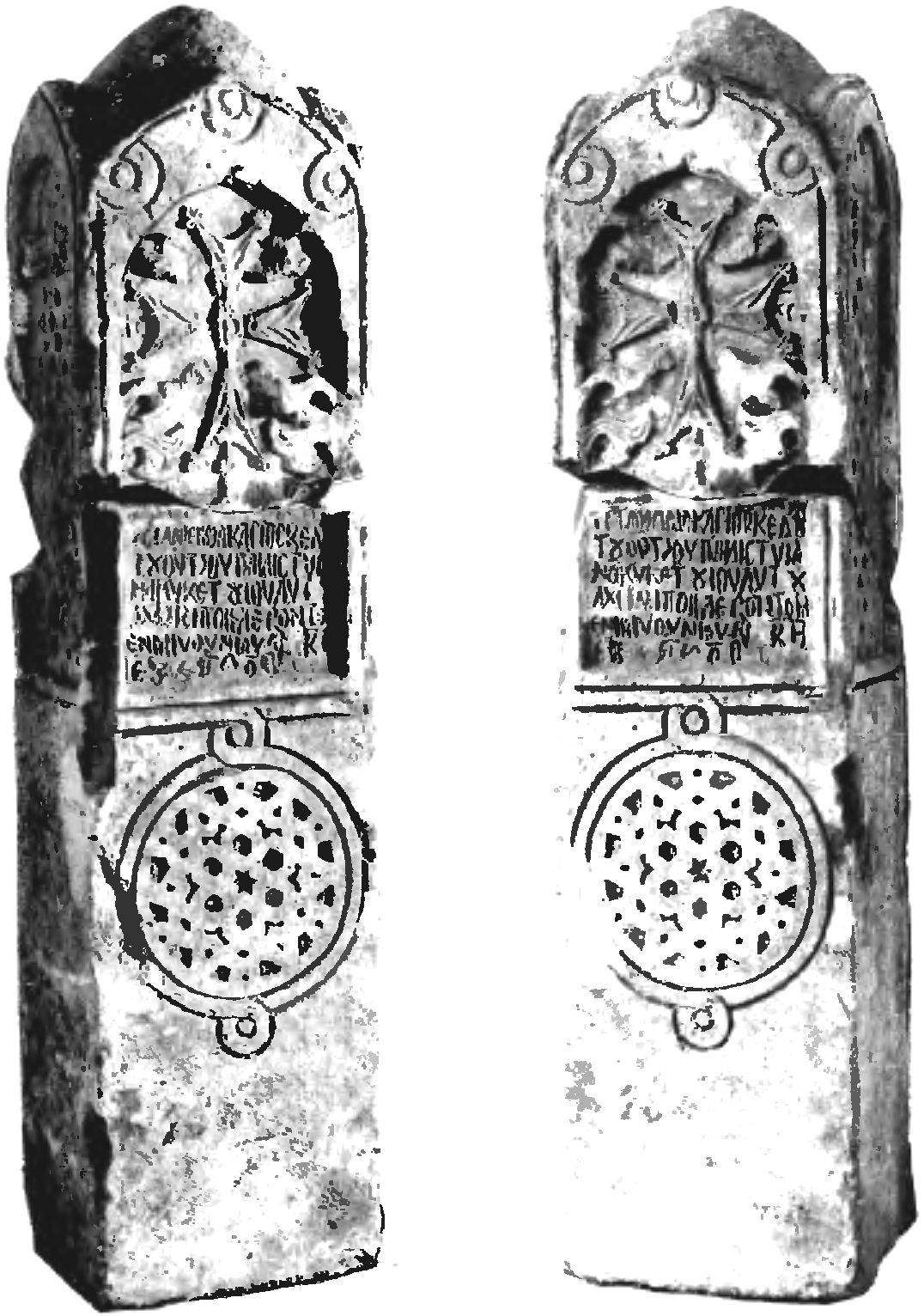 Рис. 5. Надгробие с надписью 28 июня 1364 г. из некрополя селения Лаки (современное состояние памятника) Рис. 5. Надгробие с надписью 28 июня 1364 г. из некрополя селения Лаки (современное состояние памятника)