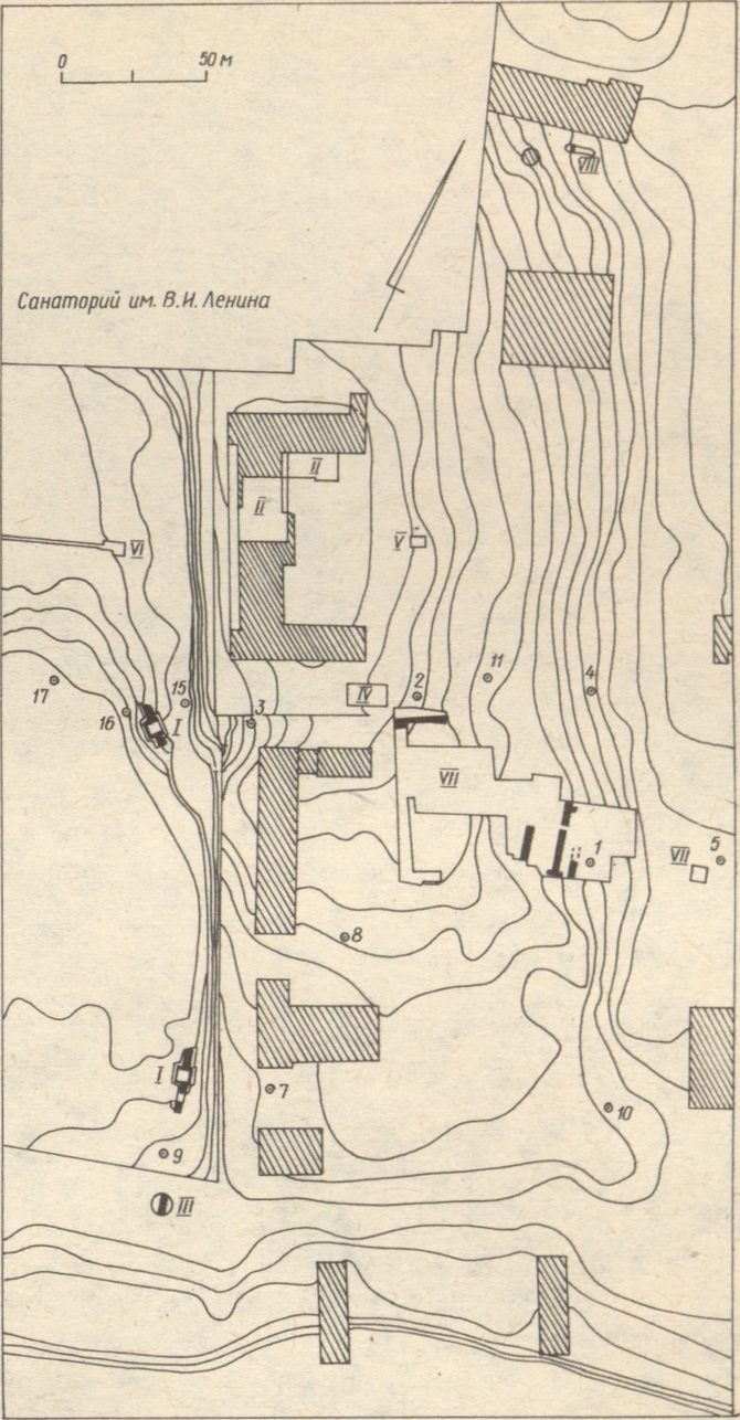 Современный план городища Керкинитида с обозначением участков раскопок разных лет и пробуренных на нем скважин. 1988 г