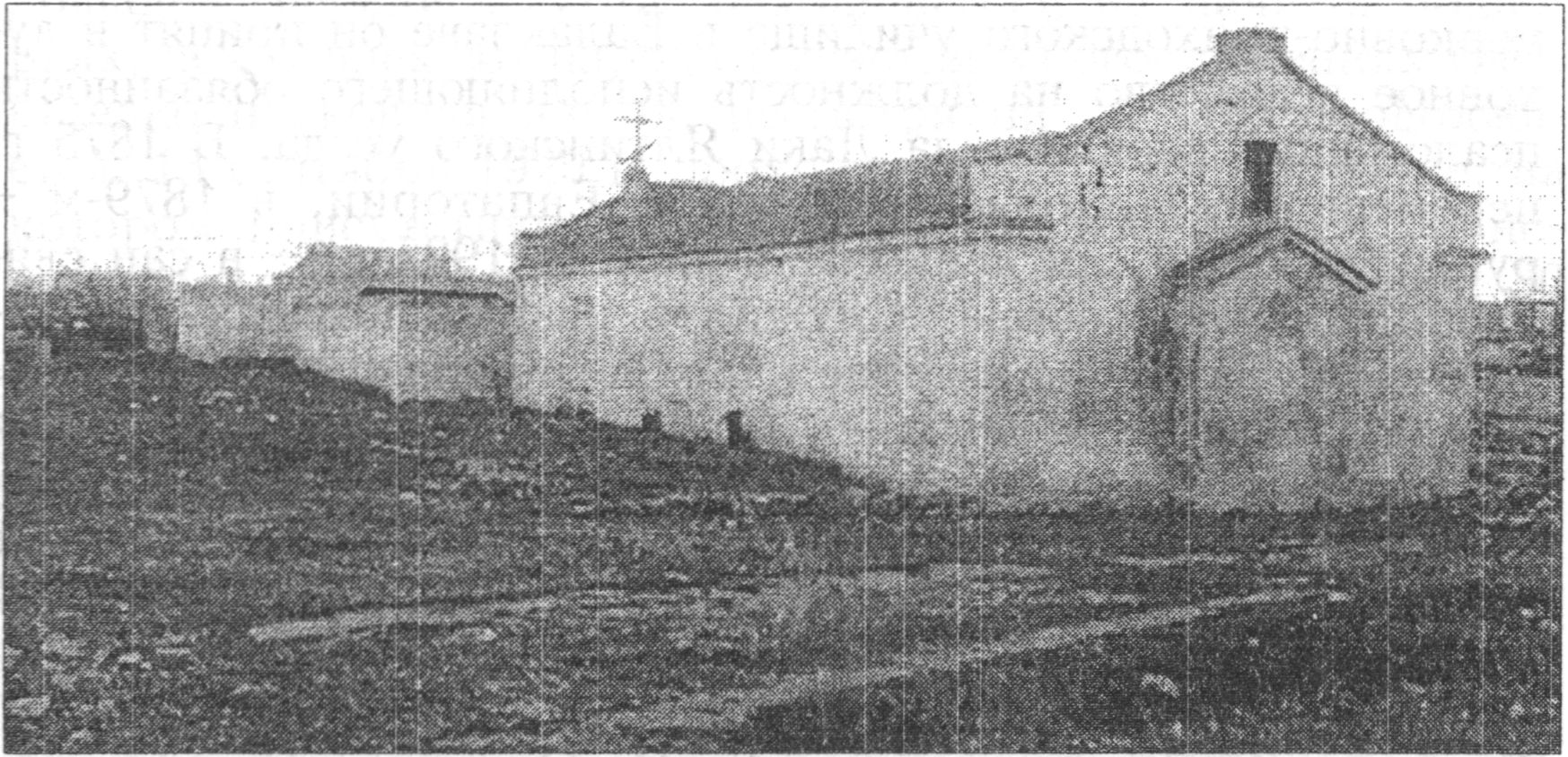 Северо-восточная сторона возрождаемого храма в с. Оленевка Черноморского района. Фото 2005 г Северо-восточная сторона возрождаемого храма в с. Оленевка Черноморского района. Фото 2005 г