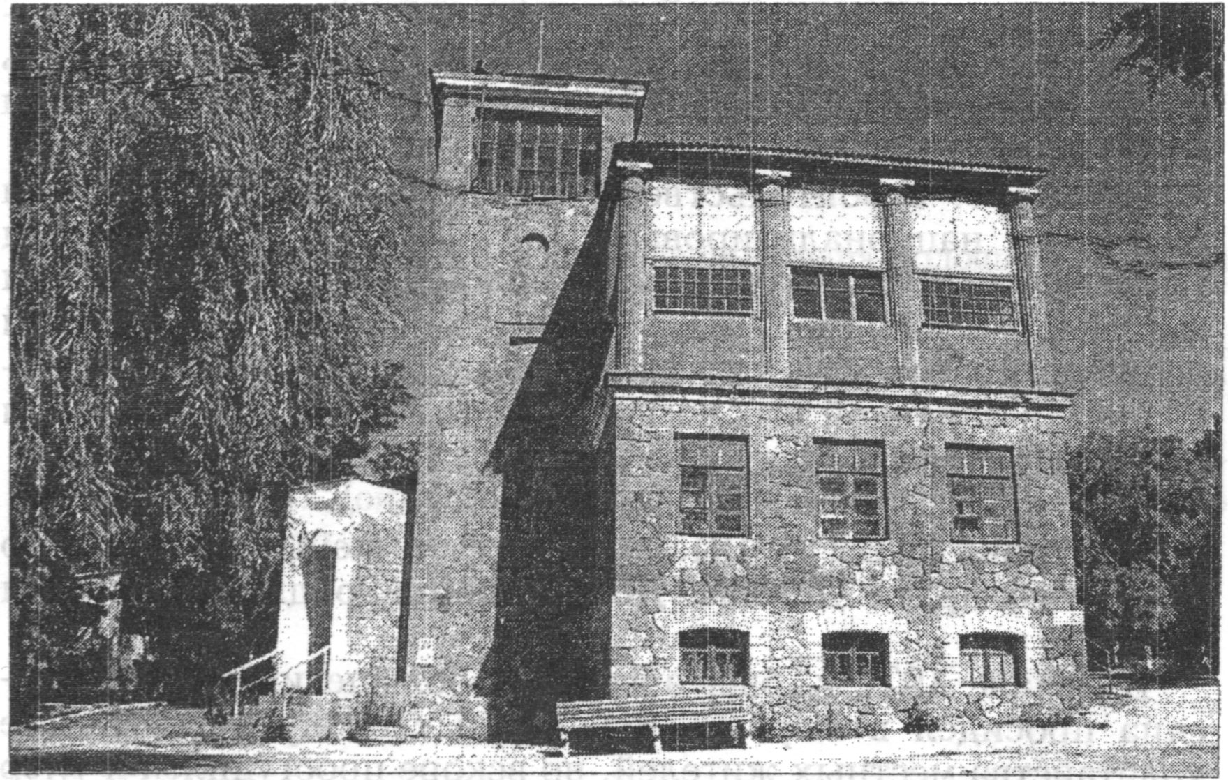 Вилла «Киммерия». Дом Александра Эдуардовича Юнге в Коктебеле. Фото А.Б. Савицкого. 2003 г. Вилла «Киммерия». Дом Александра Эдуардовича Юнге в Коктебеле. Фото А.Б. Савицкого. 2003 г.