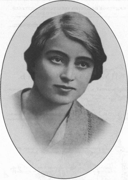 Профессор-биолог H.H. Дзенс-Литовская Профессор-биолог H.H. Дзенс-Литовская