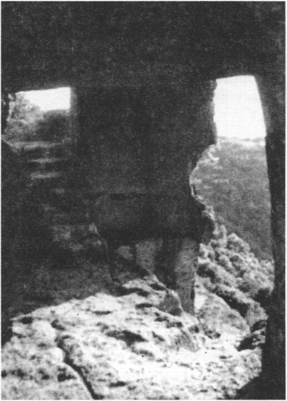 Мангуп. Монастырский пещерный комплекс «Барабан-Коба» Мангуп. Монастырский пещерный комплекс «Барабан-Коба»