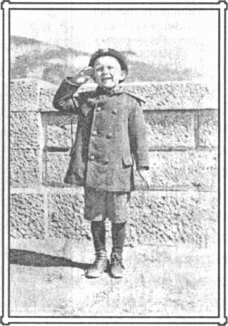 Коля Ундольский. 1917 г Коля Ундольский. 1917 г