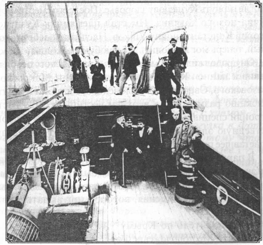 На яхте Форос. А.Г. Кузнецов спускается по трапу. М.Е. Шмигельский, врач — слева от трапа. Жена дворецкого, артистка, медсестра у Кузнецова — М.П. Бенардаки — вторая слева на верхней палубе На яхте Форос. А.Г. Кузнецов спускается по трапу. М.Е. Шмигельский, врач — слева от трапа. Жена дворецкого, артистка, медсестра у Кузнецова — М.П. Бенардаки — вторая слева на верхней палубе