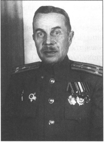 Е.И. Брысов. 1960-е гг. Е.И. Брысов. 1960-е гг.