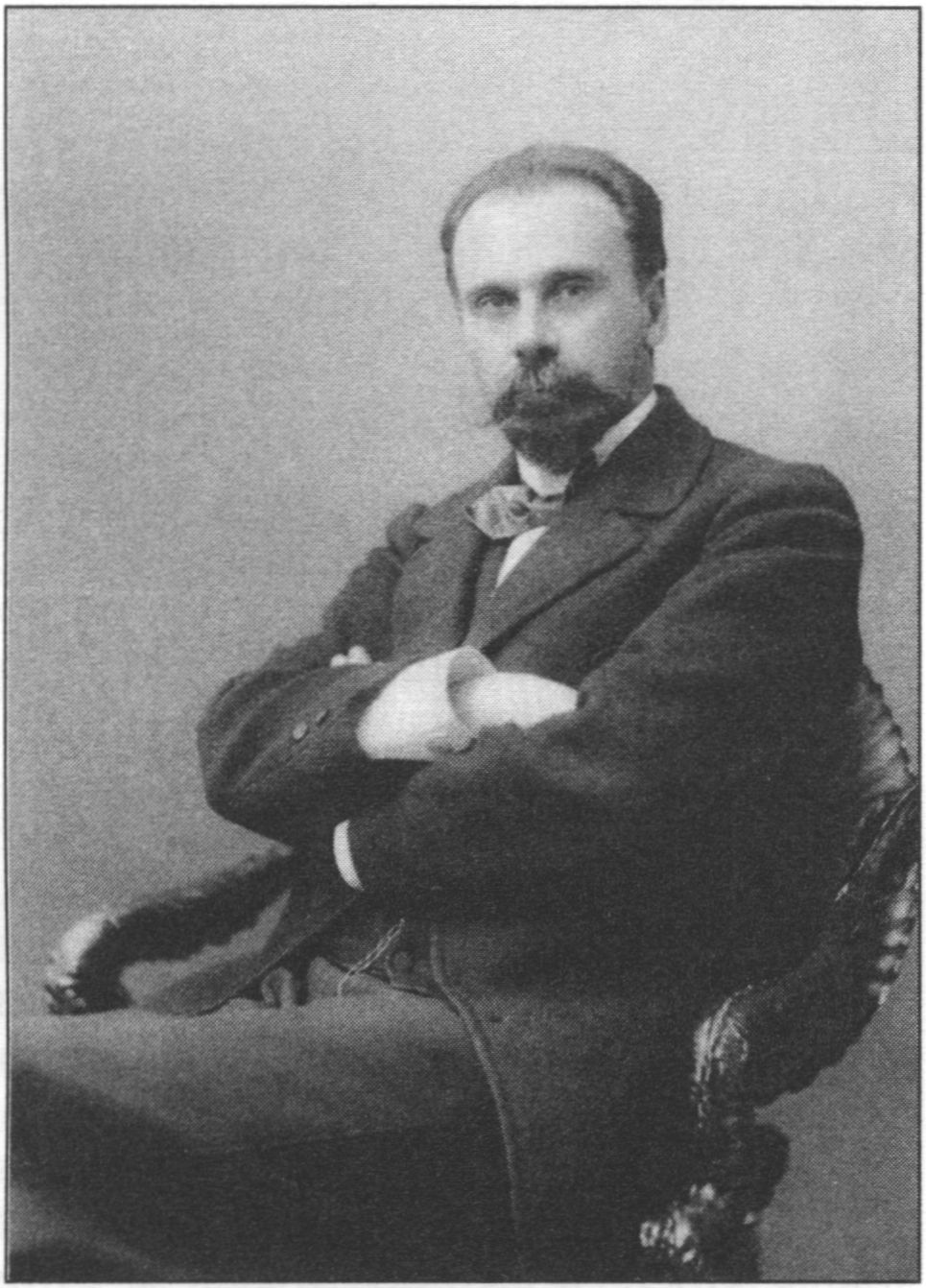 Фотограф-художник Алексей Михайлович Иваницкий (расстрелян в декабре 1920 г. в Багреевке). Фото начала 1900-х гг. Собрание А.А. Иваницкого (Харьков) Фотограф-художник Алексей Михайлович Иваницкий (расстрелян в декабре 1920 г. в Багреевке). Фото начала 1900-х гг. Собрание А.А. Иваницкого (Харьков)