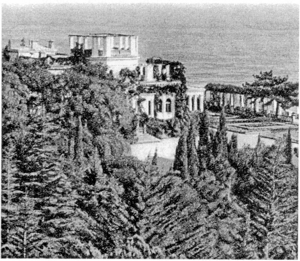 Мисхор. Дворец в. кн. Анастасии Николаевны «Чаир». 1902—1903 гг Мисхор. Дворец в. кн. Анастасии Николаевны «Чаир». 1902—1903 гг