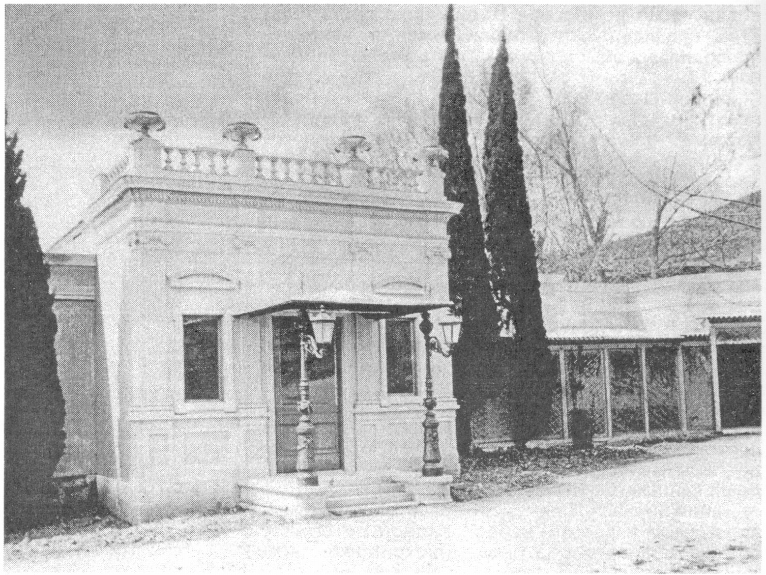 Вилла в. кн. Александра Михайловича в имении «Ай-Тодор» Вилла в. кн. Александра Михайловича в имении «Ай-Тодор»