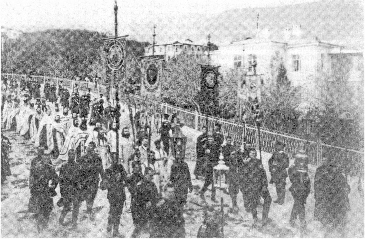 Траурная процессия на улицах Ялты. 27 октября 1894 г