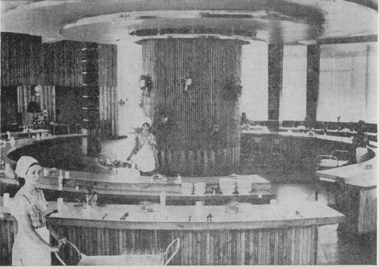 В столовой здравницы В столовой здравницы