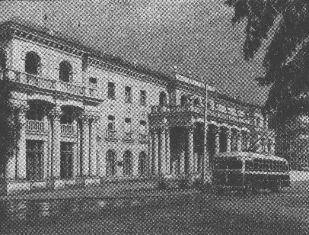 Гостиница «Севастополь» на проспекте Нахимова