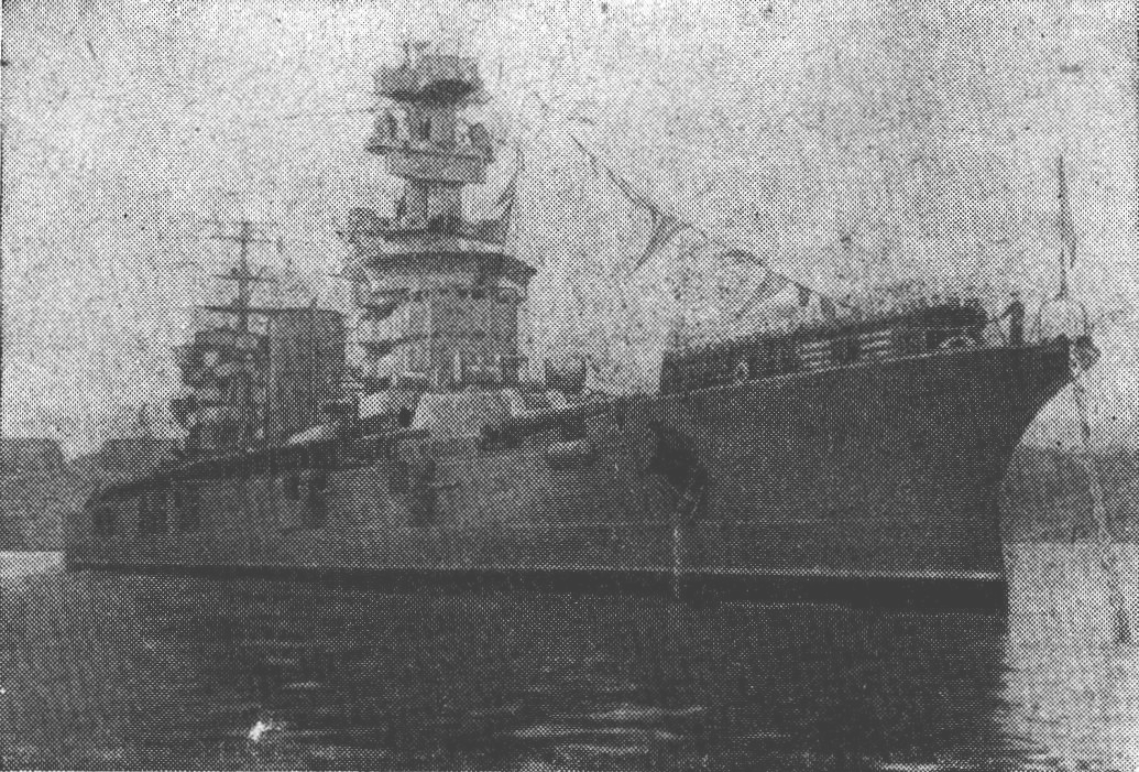 Линейный корабль «Севастополь» на морском параде в честь 100-летия первой обороны Севастополя