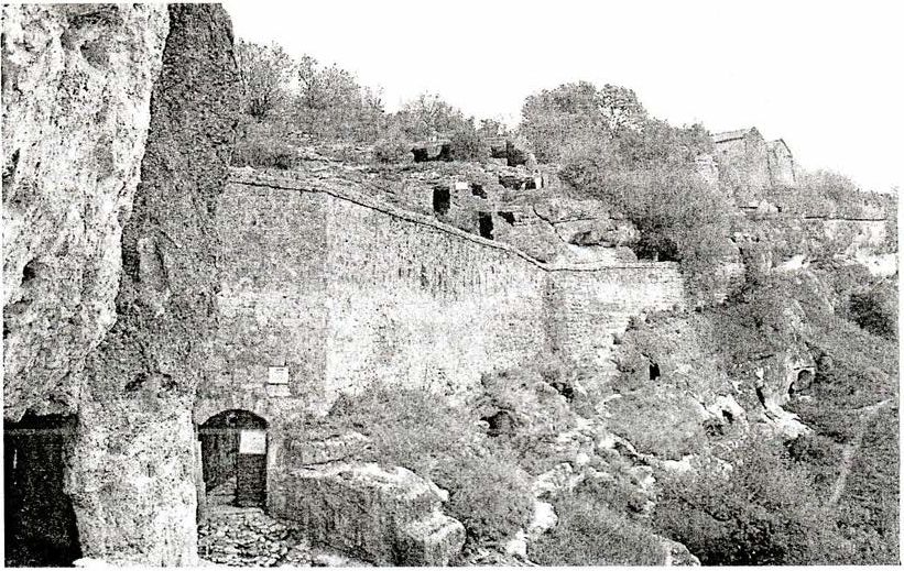 Тайные (южные) ворота. Фото В. Рябцева Тайные (южные) ворота. Фото В. Рябцева