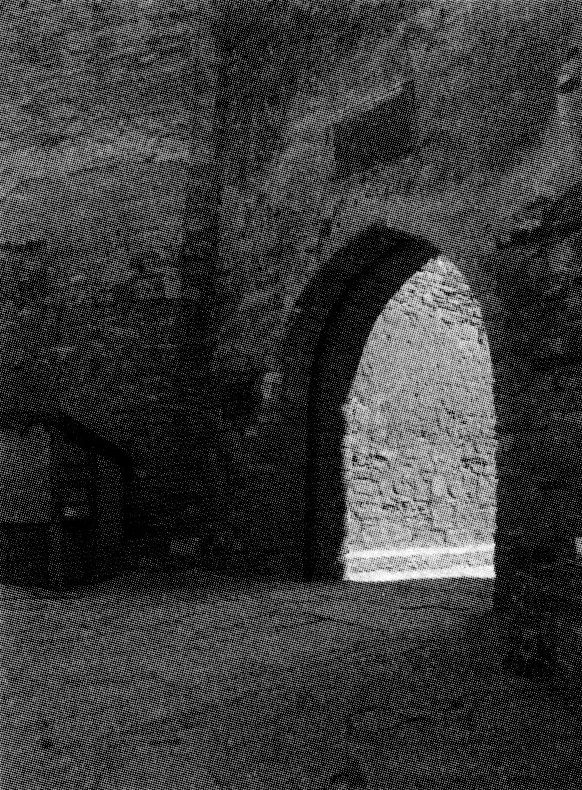 Внутреннее пространство барбакана Судакской крепости Внутреннее пространство барбакана Судакской крепости