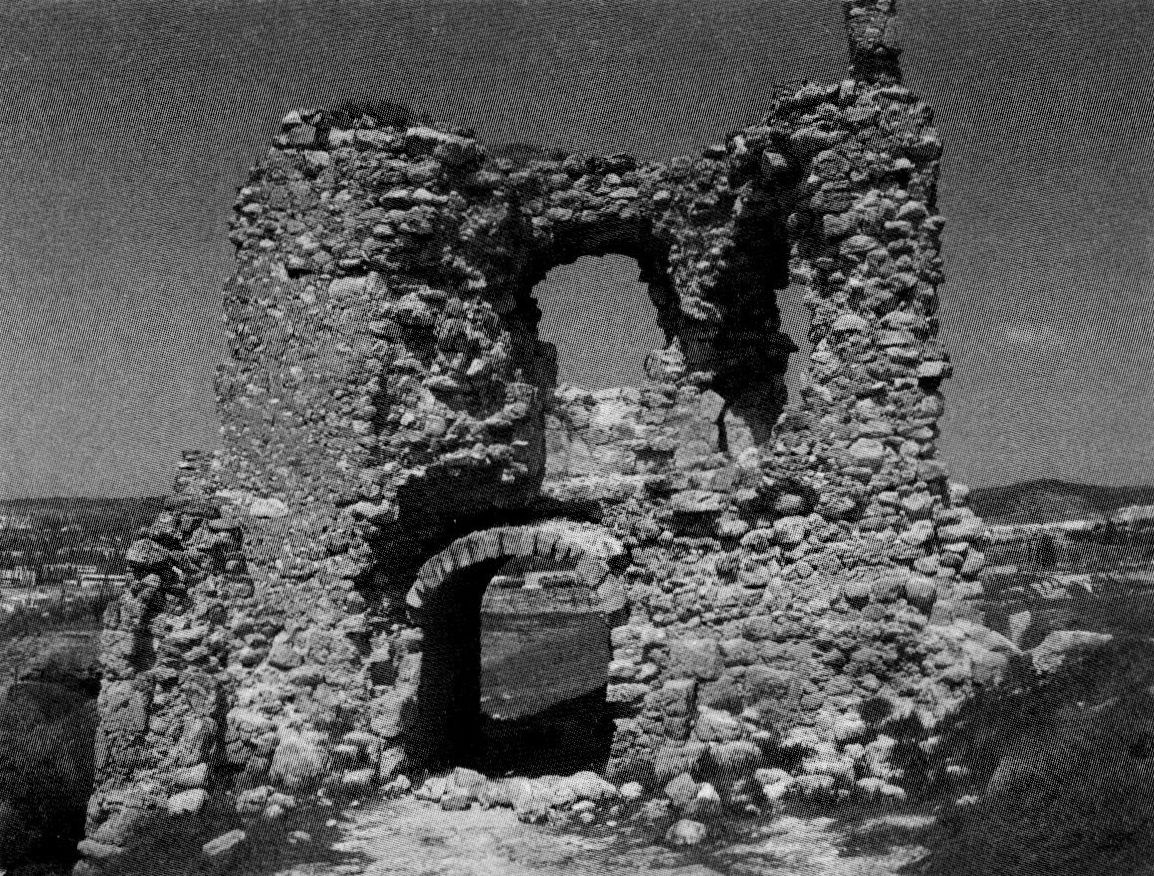 Крепость Каламита. Тыльная сторона башни № 1. Вид с юго-запада