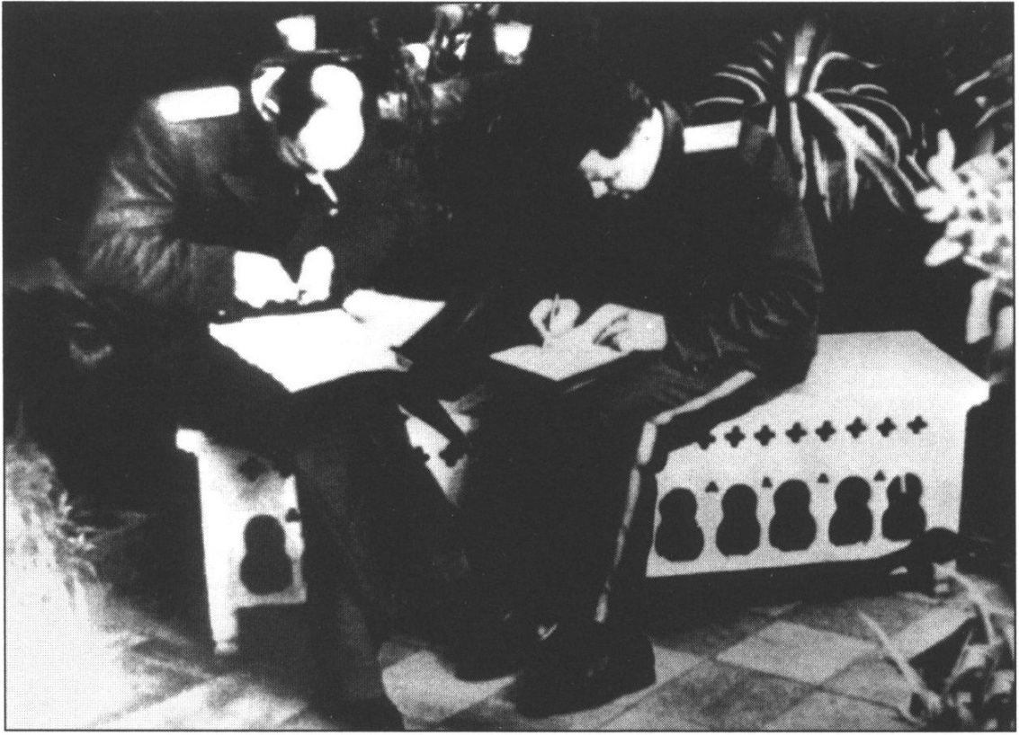 Зимний сад Алупкинского дворца. Члены советской делегации Зимний сад Алупкинского дворца. Члены советской делегации