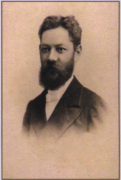 Ю.А. Галабутский. Конец XIX в. (из фондов Дома-музея М.А. Волошина) Ю.А. Галабутский. Конец XIX в. (из фондов Дома-музея М.А. Волошина)