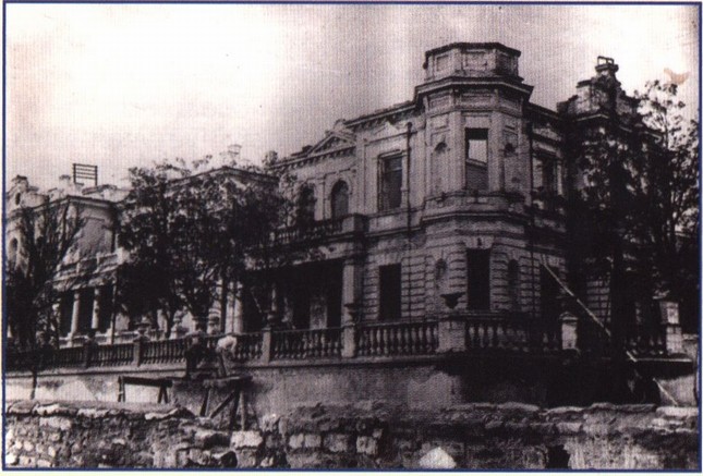 Детский санаторий Южной железной дороги до восстановления (ныне санаторий «Волна»), Фото середины 1940-х гг Детский санаторий Южной железной дороги до восстановления (ныне санаторий «Волна»), Фото середины 1940-х гг